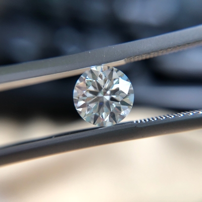 ซื้อ การตัดกลม 1.85CT H VVS1 ID EX หยาบคัน CVD หัวหินที่เติบโตในห้องปฏิบัติการ online manufacture