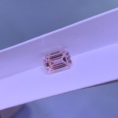 5.03 คาราท Emerald Cut CVD สร้างเพชรสีชมพู OEM ODM