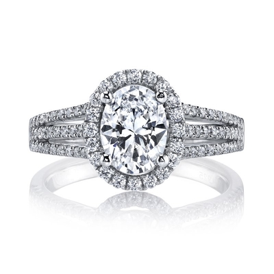 สไตล์คลาสสิค Lab Diamond Wedding Band VVS Clarity HPHT แหวนตัดโอวาลในพลาตินาม